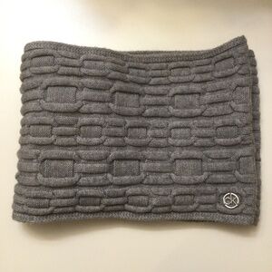 Calvin Klein Knitted Loop Infinity  Scarf  Gray With Metal Logo
